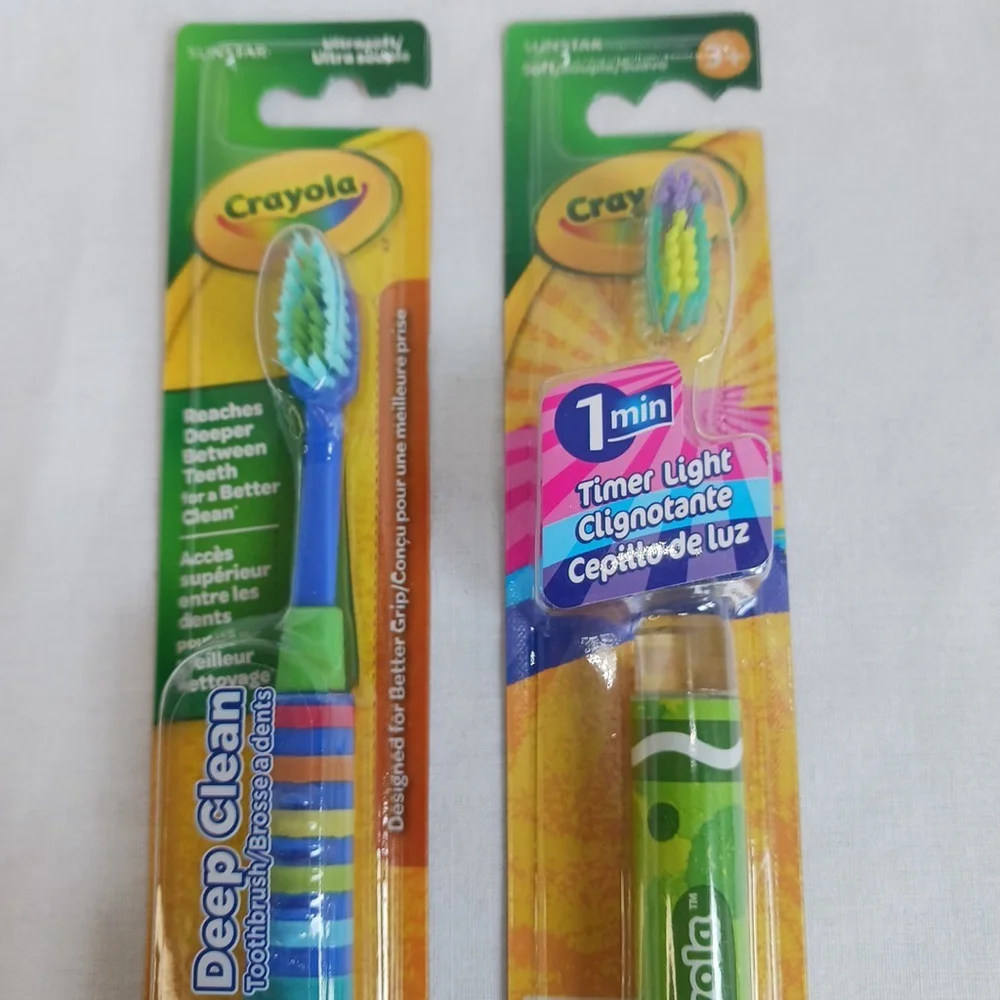 GUM Crayola Toothbrushes Lot of 2 Green Rainbow